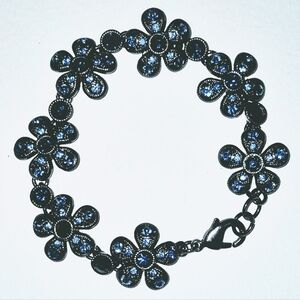 Vintage Monet Blue Rhinestone Floral Bracelet
